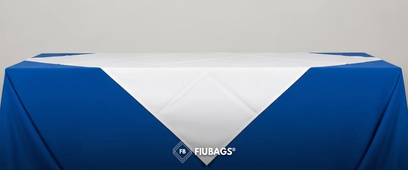 Manteles Rojos y Azules